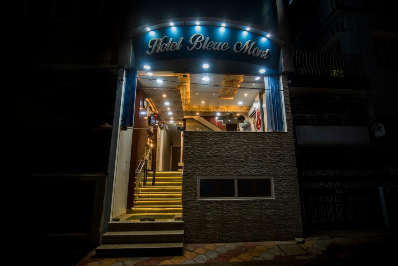 Hotel Bleue Mont Váránaszi Kültér fotó