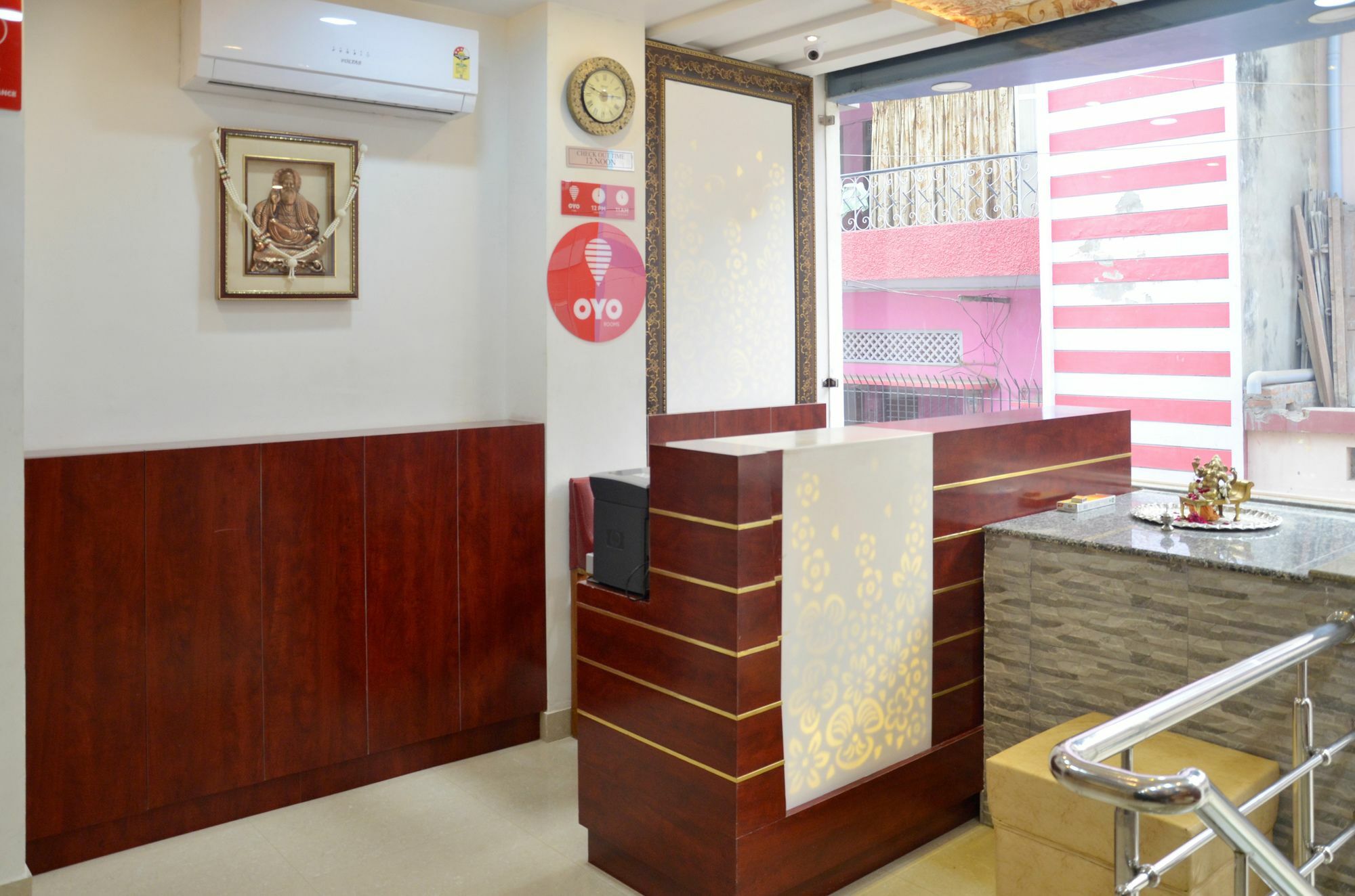 Hotel Bleue Mont Váránaszi Kültér fotó
